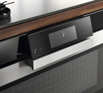 Детальное фото товара: Miele H7890BP CLST