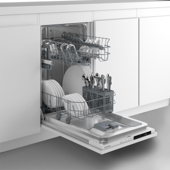 Детальное фото товара: Indesit DIS 1C59